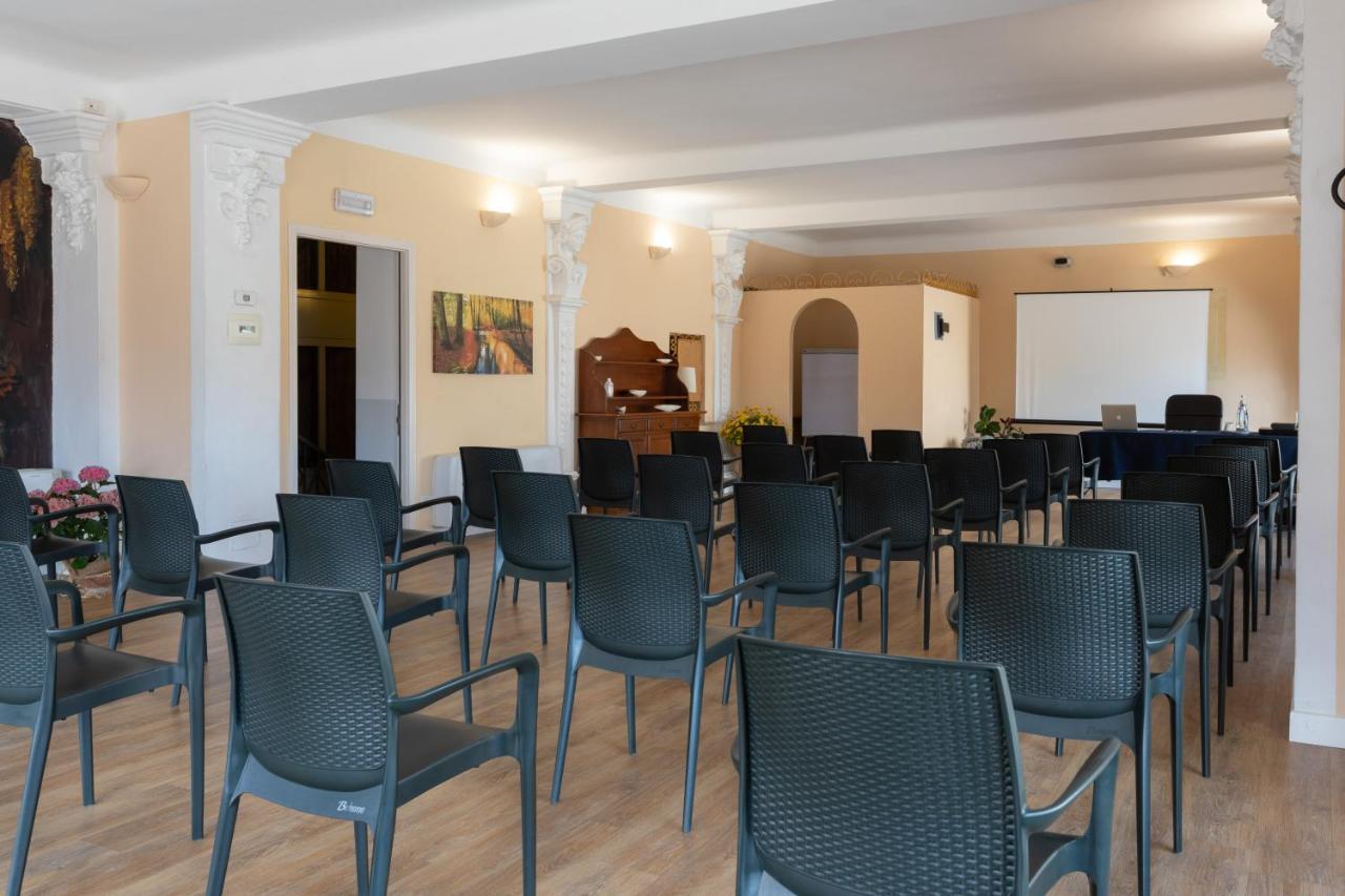 Hotel La Nuova Rotaia Gallarate Exteriér fotografie